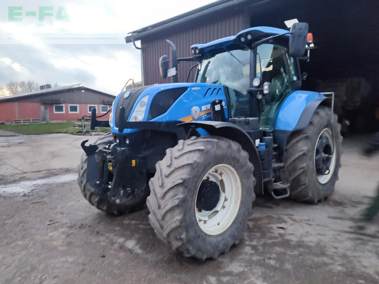 New Holland t7.230 ac - Трактор: фото 1 New Holland t7.230 ac - Трактор: фото 1