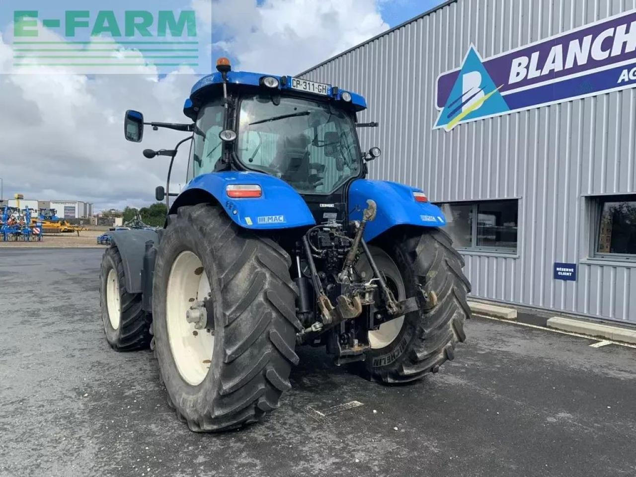 New Holland t7.235 auto command - Трактор: фото 4 New Holland t7.235 auto command - Трактор: фото 4