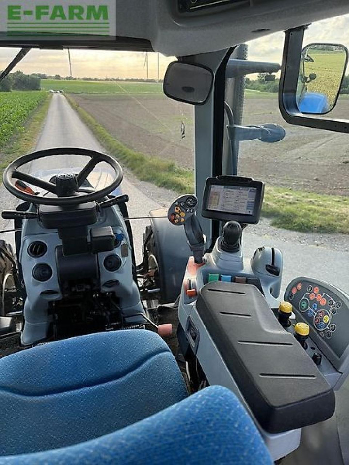 Трактор New Holland t7.250 autocommand: фото 10