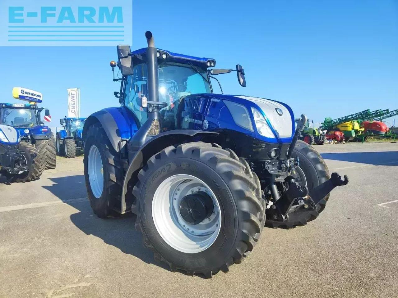 New Holland t7.290 hd HD - Трактор: фото 2 New Holland t7.290 hd HD - Трактор: фото 2