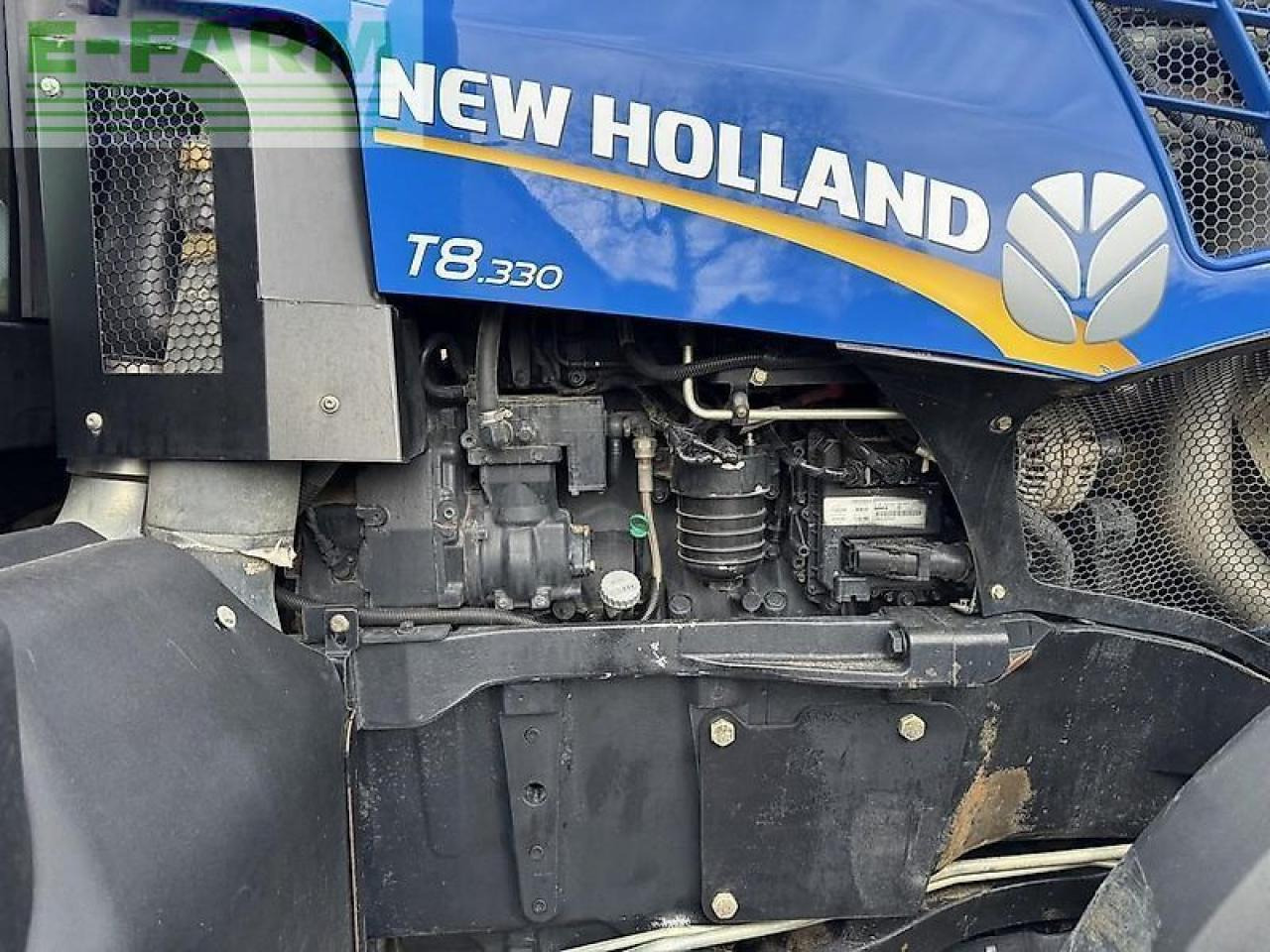 Трактор New Holland t8.330 ultra command: фото 22