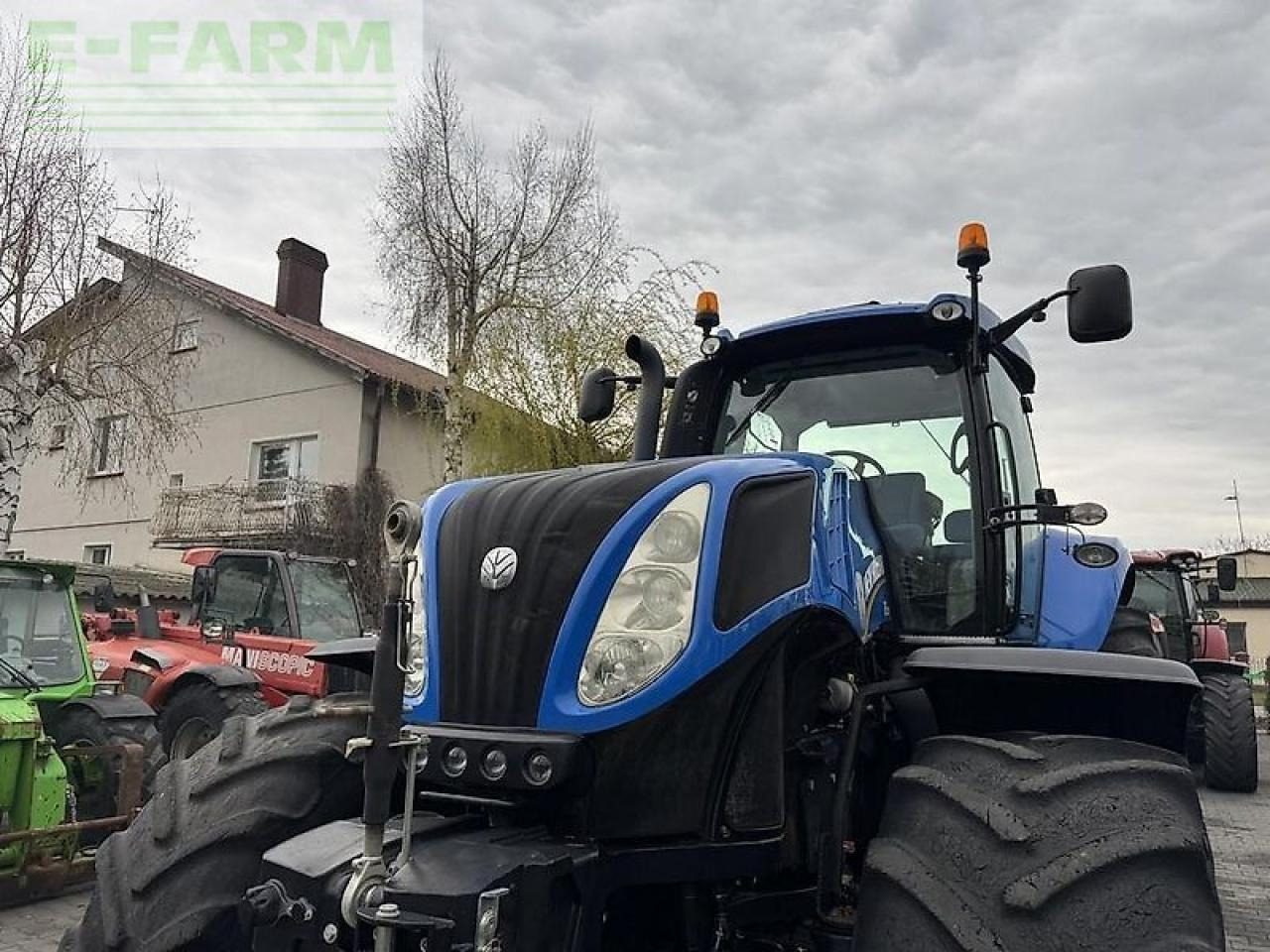 Трактор New Holland t8.330 ultra command: фото 19