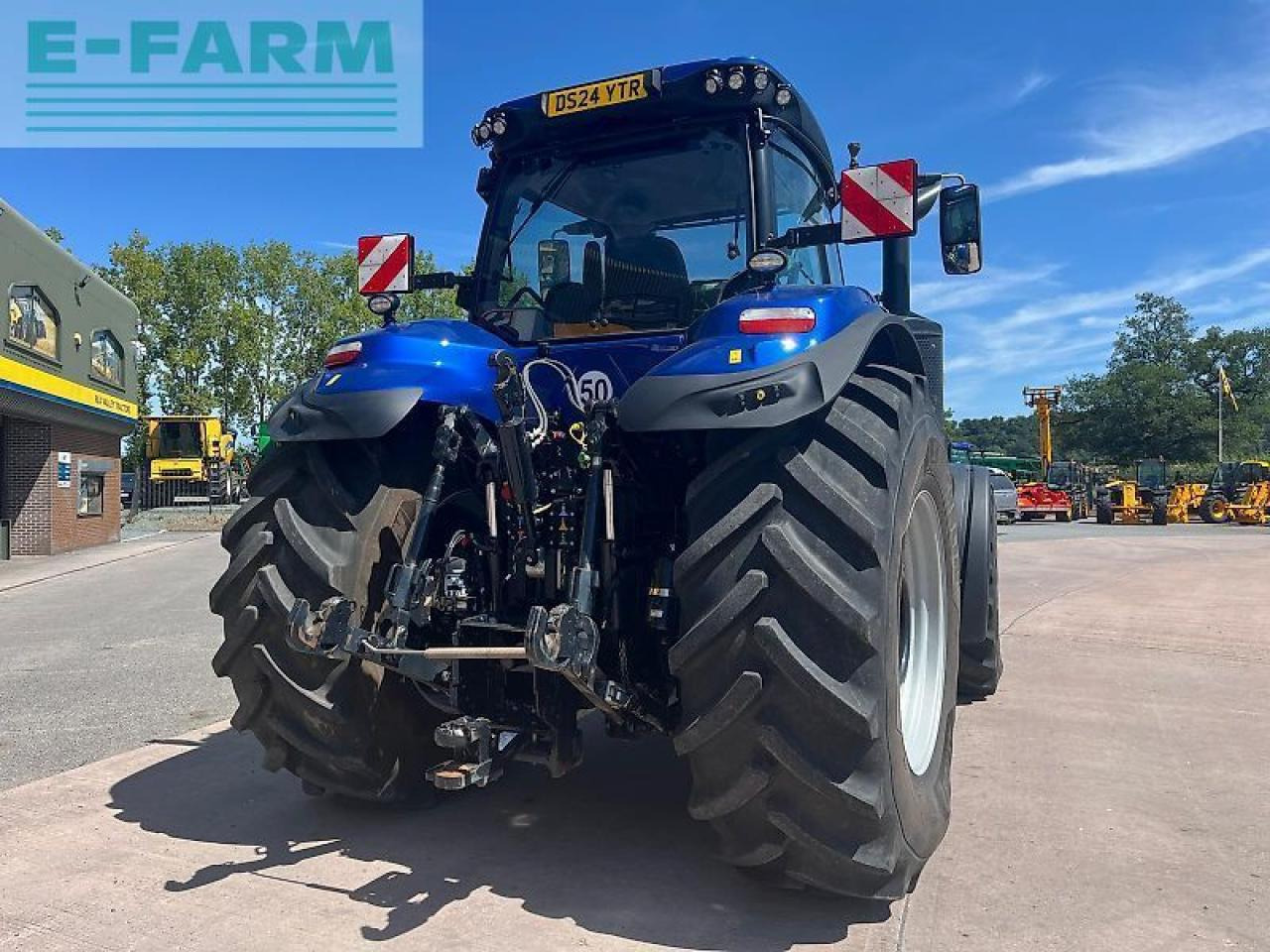 New Holland t8.435 - Трактор: фото 5 New Holland t8.435 - Трактор: фото 5
