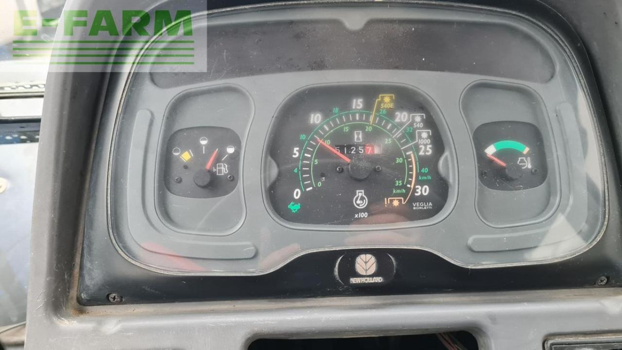 New Holland tl100 (4wd) - Трактор: фото 2 New Holland tl100 (4wd) - Трактор: фото 2