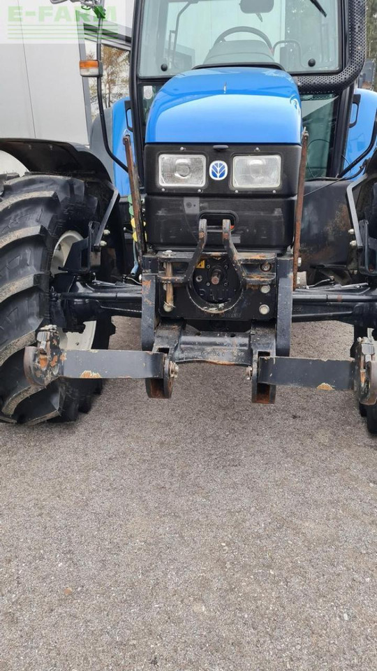 New Holland tl100 (4wd) - Трактор: фото 5 New Holland tl100 (4wd) - Трактор: фото 5