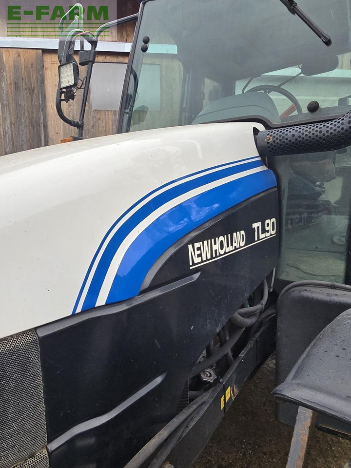 New Holland tl90a (4wd) A - Трактор: фото 5 New Holland tl90a (4wd) A - Трактор: фото 5