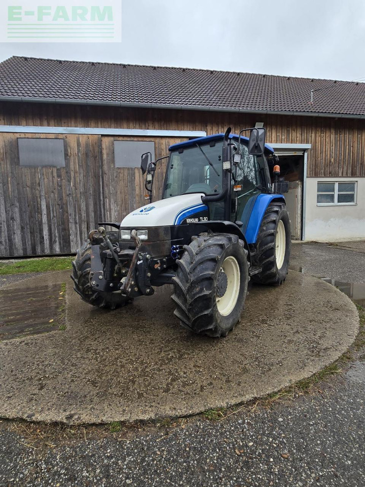 New Holland tl90a (4wd) A - Трактор: фото 3 New Holland tl90a (4wd) A - Трактор: фото 3