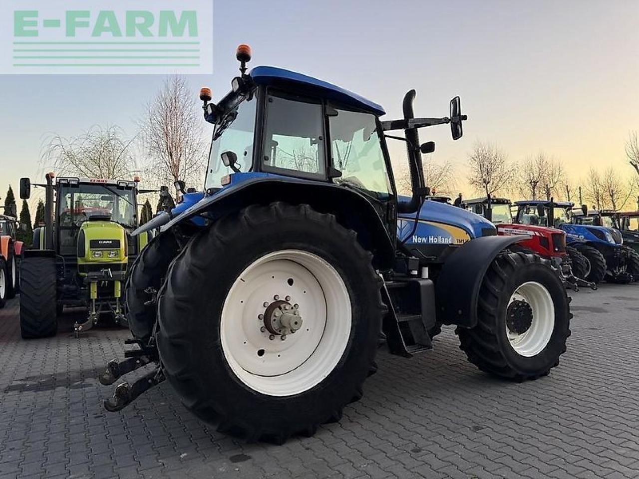 New Holland tm175 powercommand - Трактор: фото 5 New Holland tm175 powercommand - Трактор: фото 5