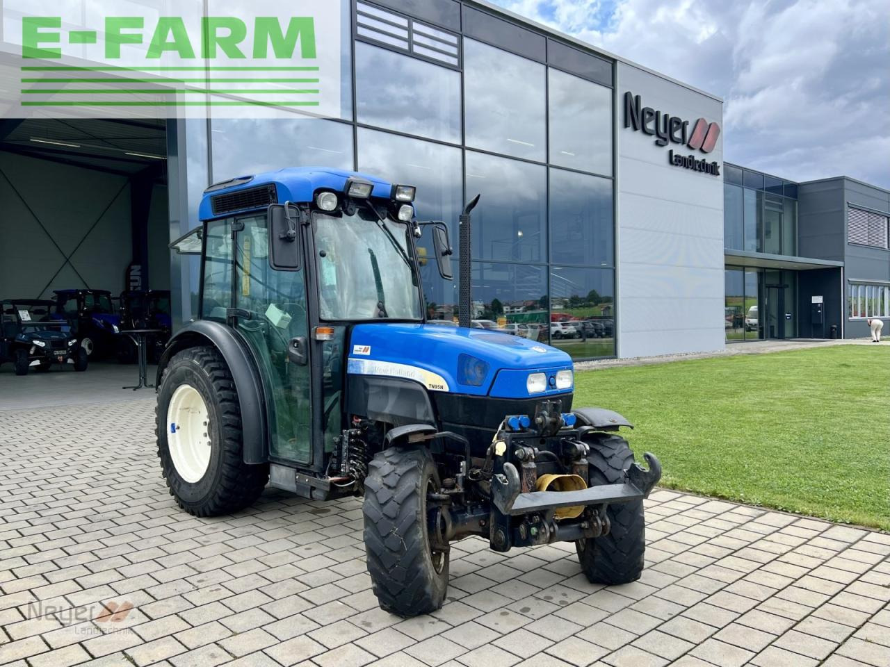 New Holland tn 95 na - Трактор: фото 1 New Holland tn 95 na - Трактор: фото 1
