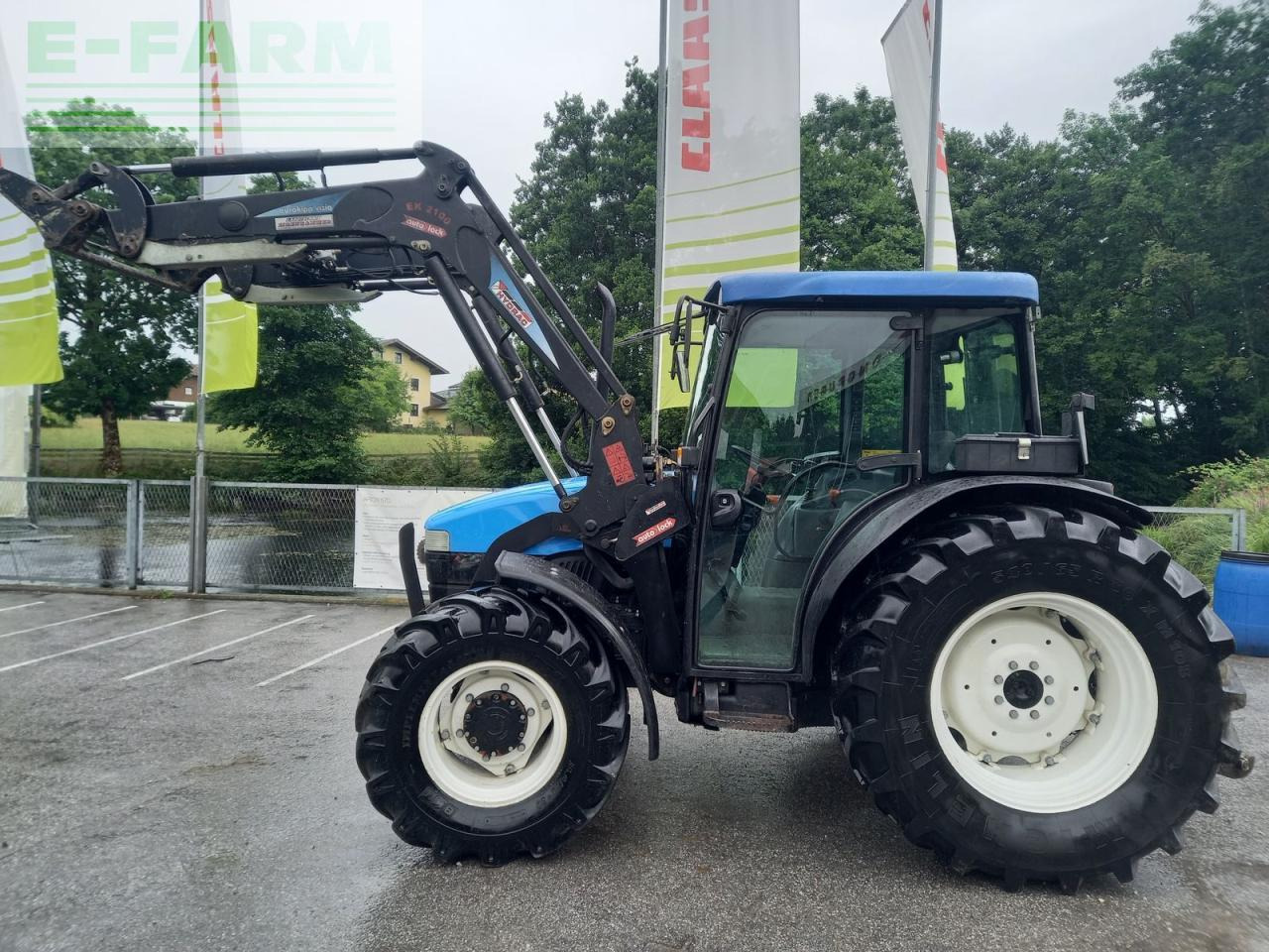 New Holland tn-d 70 D - Трактор: фото 5 New Holland tn-d 70 D - Трактор: фото 5