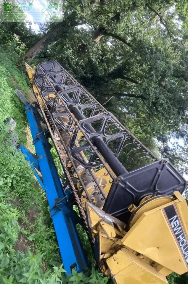 New Holland tx66 sl - Зерноуборочный комбайн: фото 5 New Holland tx66 sl - Зерноуборочный комбайн: фото 5