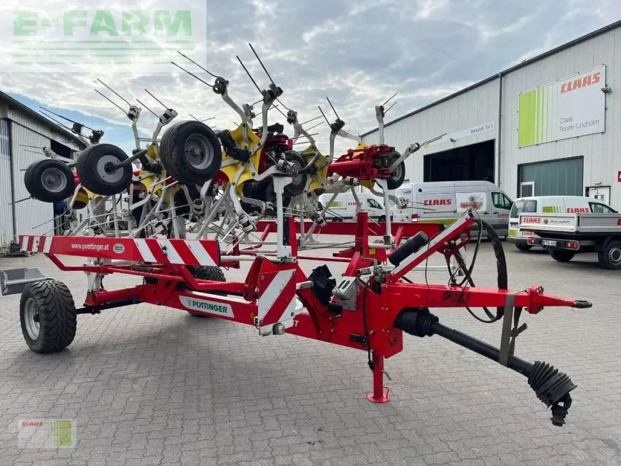 Pöttinger hit 12.14 t - Сеноворошилка: фото 1 Pöttinger hit 12.14 t - Сеноворошилка: фото 1