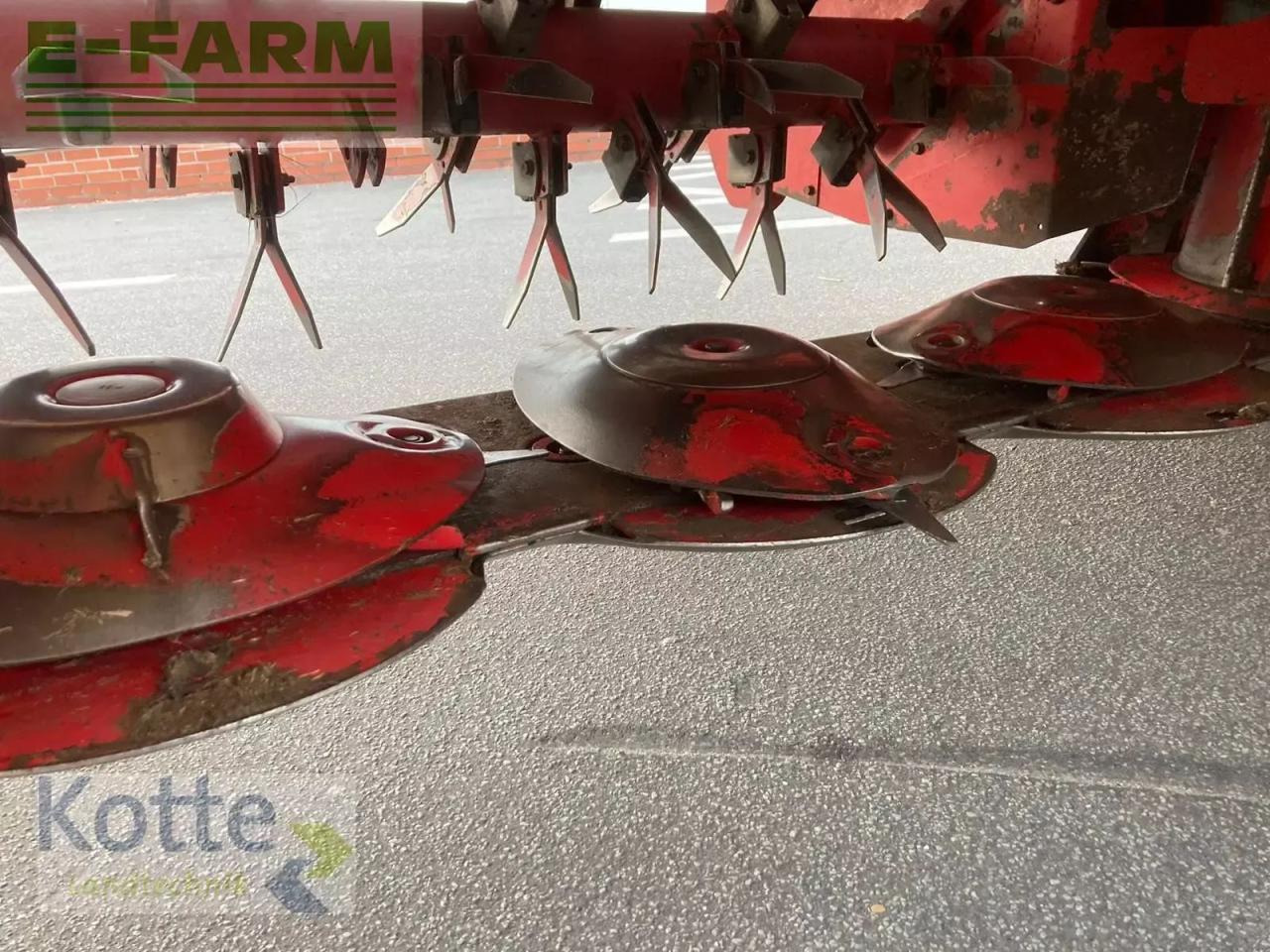 Pöttinger novacat x8 ed - Косилка: фото 4 Pöttinger novacat x8 ed - Косилка: фото 4