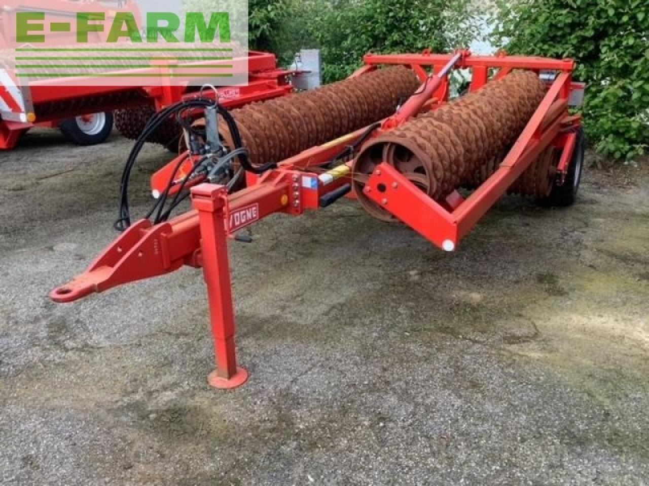 Quivogne rollmot8.30 - Посевной комплекс: фото 2 Quivogne rollmot8.30 - Посевной комплекс: фото 2