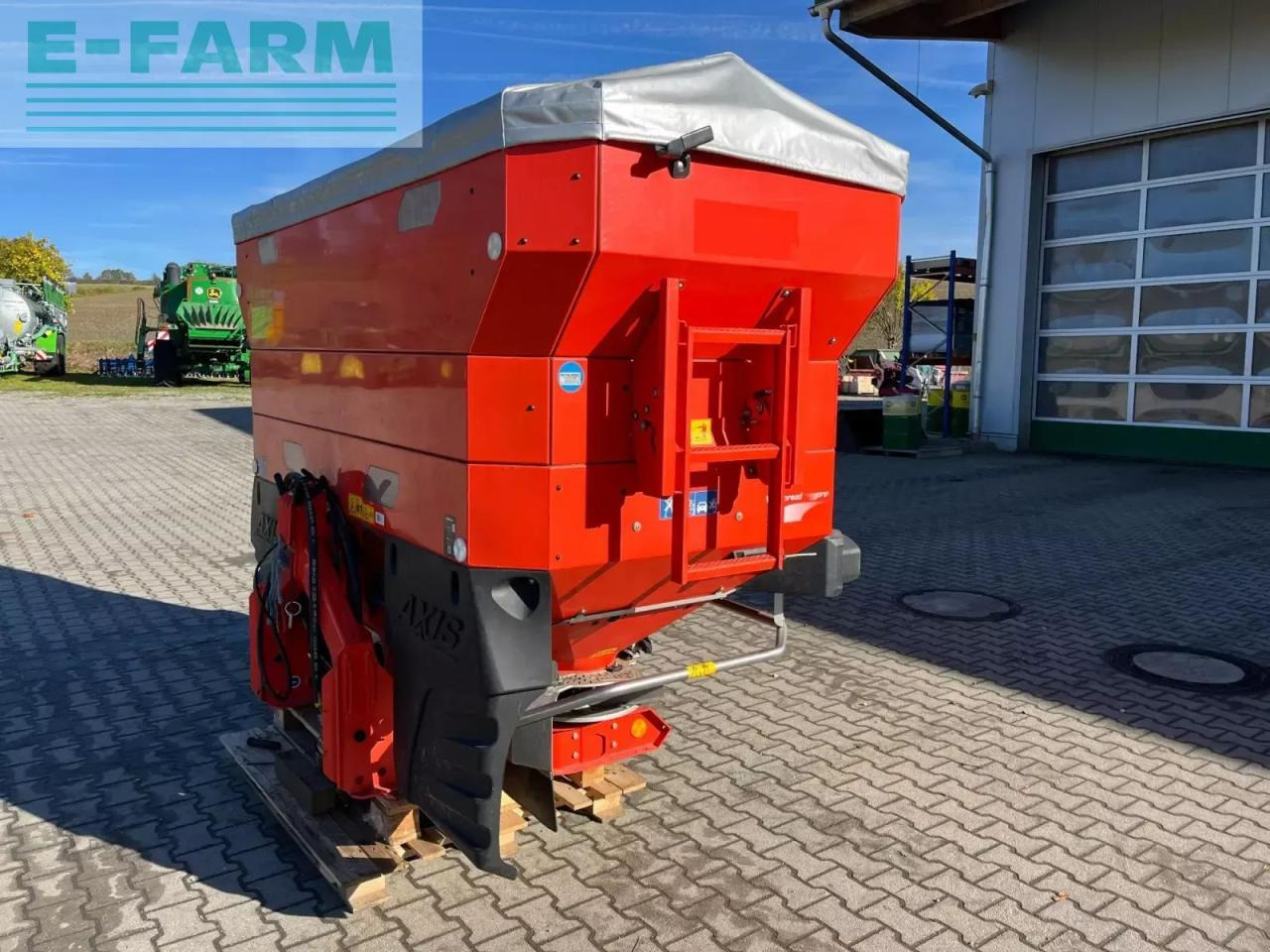 Rauch axis-h 30.2 - Разбрасыватель удобрений: фото 2 Rauch axis-h 30.2 - Разбрасыватель удобрений: фото 2