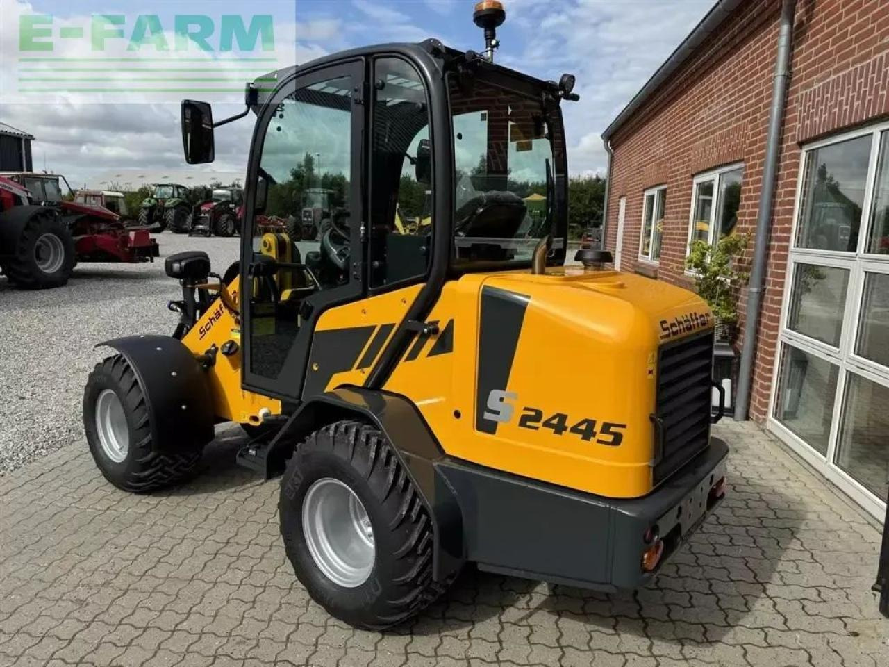 Schäffer 2445s - Мини-экскаватор: фото 5 Schäffer 2445s - Мини-экскаватор: фото 5