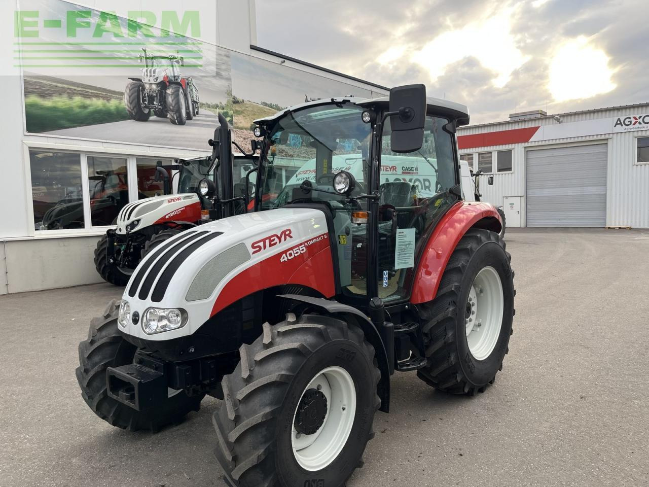 Steyr 4055 kompakt s (stage v) S - Трактор: фото 1 Steyr 4055 kompakt s (stage v) S - Трактор: фото 1