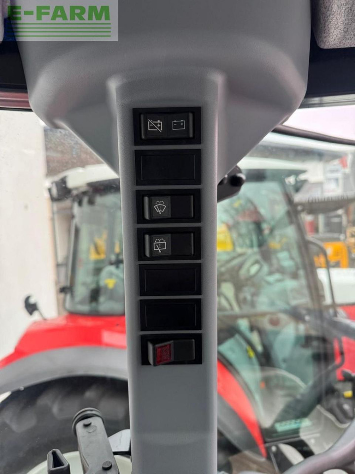 Steyr 4075 kompakt s (stage v) - Трактор: фото 3 Steyr 4075 kompakt s (stage v) - Трактор: фото 3