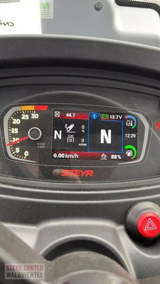 Steyr 4100 plus - Трактор: фото 2 Steyr 4100 plus - Трактор: фото 2