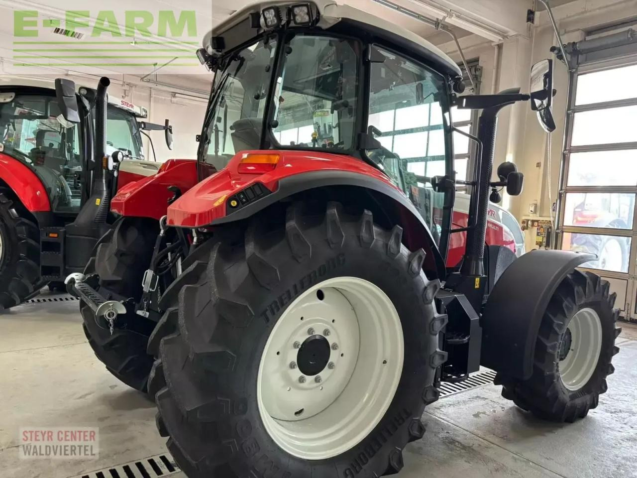 Steyr 4120 multi (stage v) - Трактор: фото 2 Steyr 4120 multi (stage v) - Трактор: фото 2