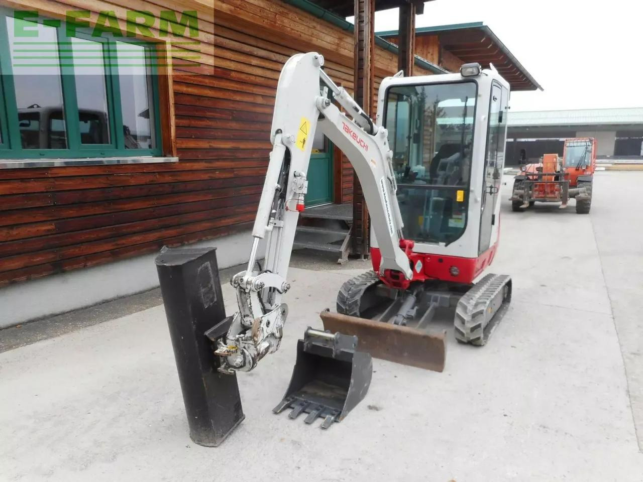 Takeuchi tb 216 ( 1.865kg ) powertilt + hydr. schnellwech - Мини-экскаватор: фото 2 Takeuchi tb 216 ( 1.865kg ) powertilt + hydr. schnellwech - Мини-экскаватор: фото 2