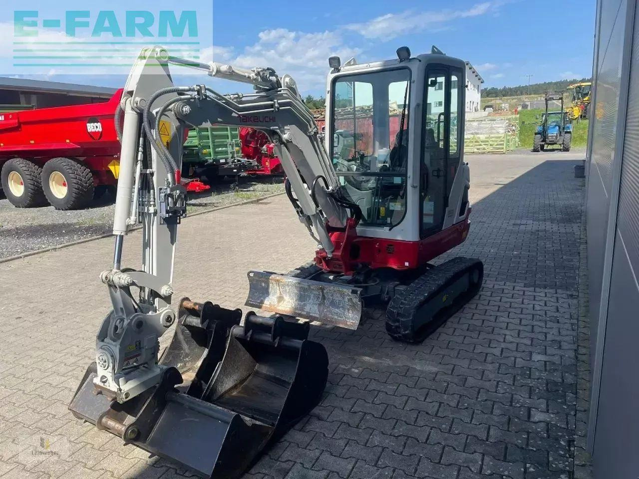 Takeuchi tb 225 v4 - Мини-экскаватор: фото 3 Takeuchi tb 225 v4 - Мини-экскаватор: фото 3