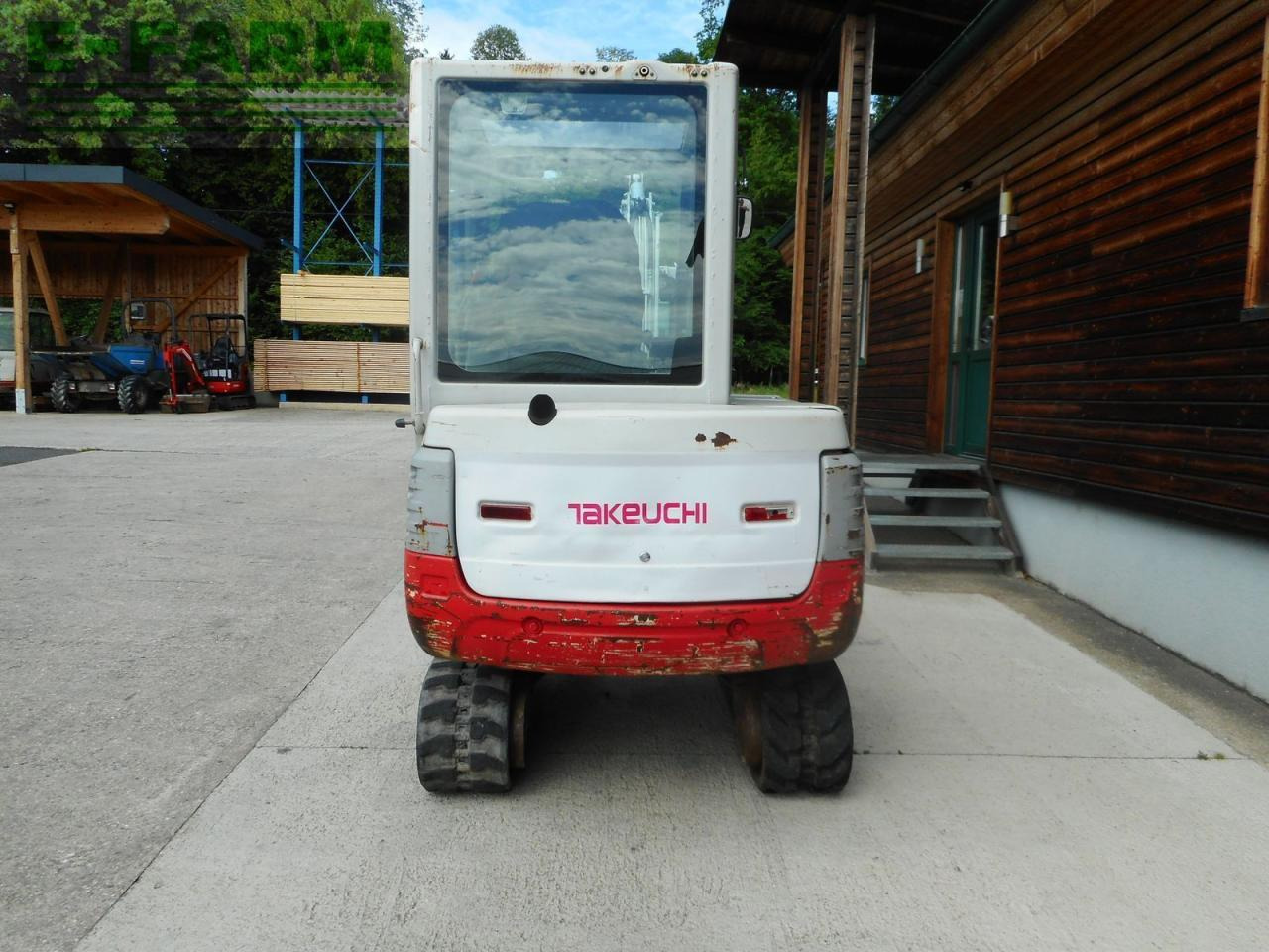 Takeuchi tb 228 ( 2.810kg ) powertilt - Мини-экскаватор: фото 3 Takeuchi tb 228 ( 2.810kg ) powertilt - Мини-экскаватор: фото 3