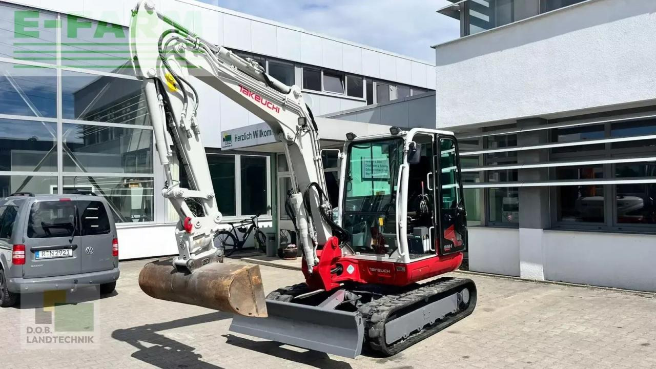 Takeuchi tb 250 - Мини-экскаватор: фото 1 Takeuchi tb 250 - Мини-экскаватор: фото 1