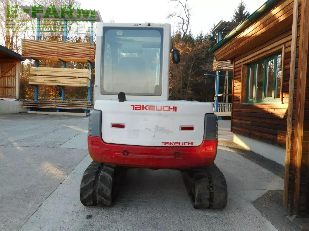 Takeuchi tb 250 mit powertilt + hydr. sw + 3 löffel - Мини-экскаватор: фото 3 Takeuchi tb 250 mit powertilt + hydr. sw + 3 löffel - Мини-экскаватор: фото 3