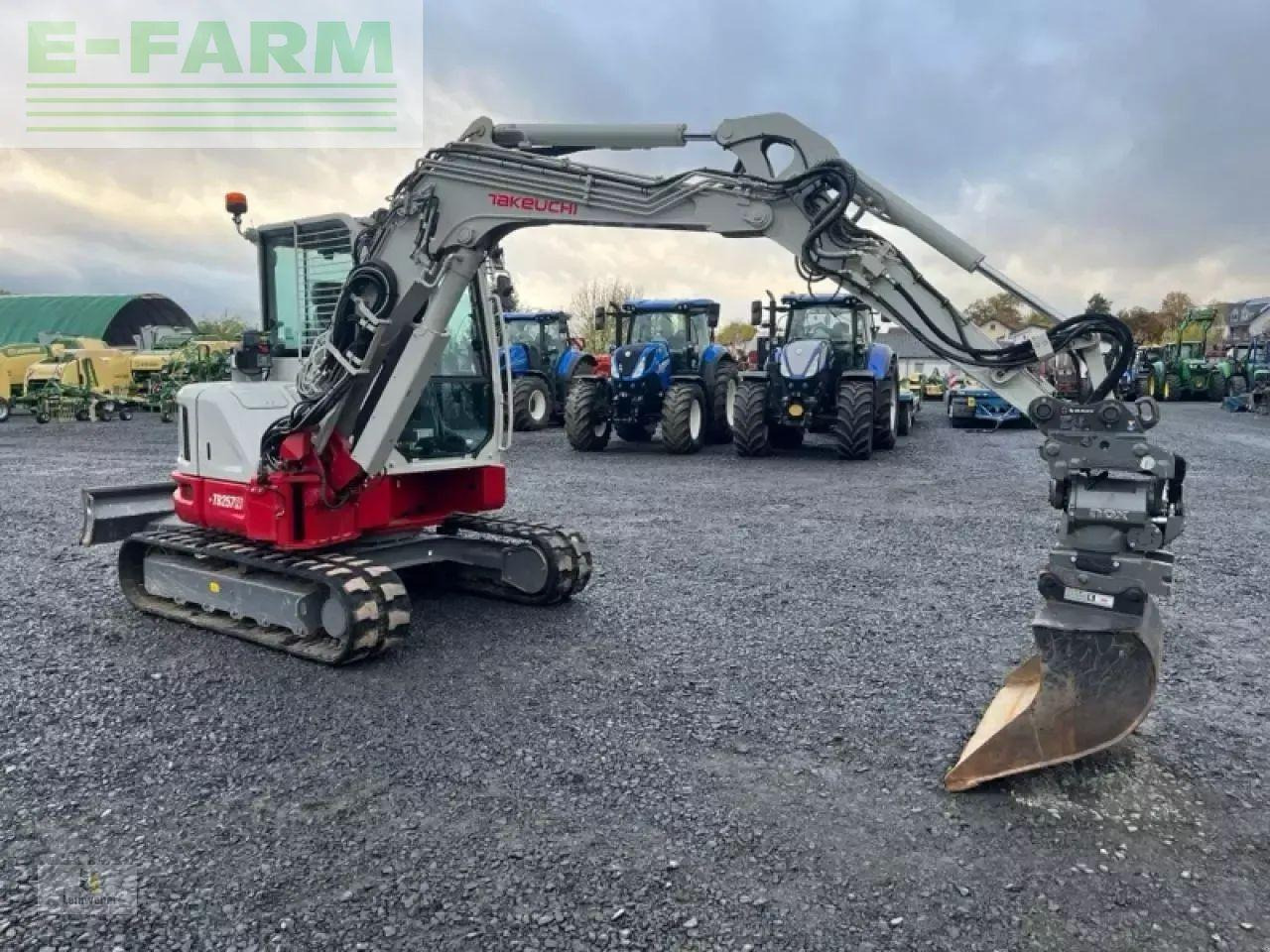 Takeuchi tb 257 fr v1 - Мини-экскаватор: фото 1 Takeuchi tb 257 fr v1 - Мини-экскаватор: фото 1