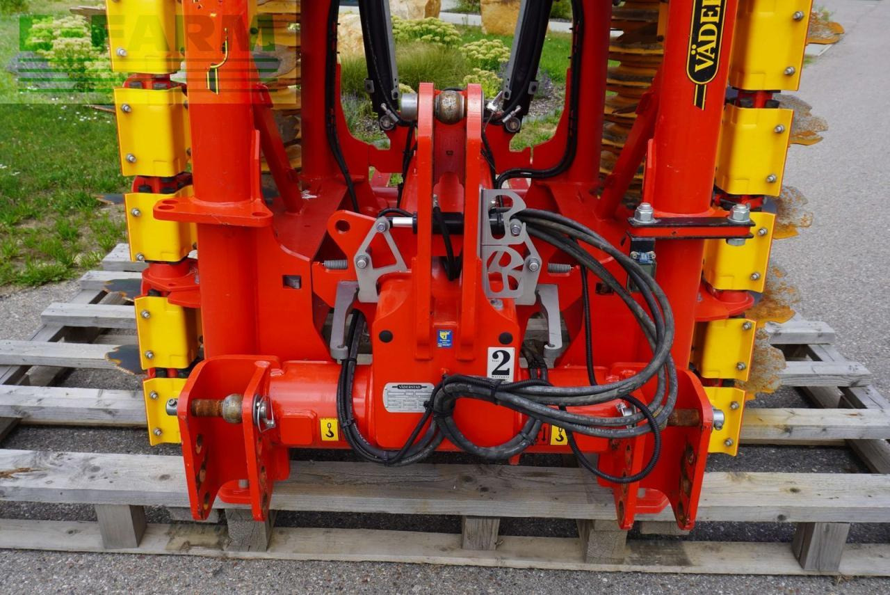 Väderstad carrier crxt 425 - Дисковая борона: фото 4 Väderstad carrier crxt 425 - Дисковая борона: фото 4