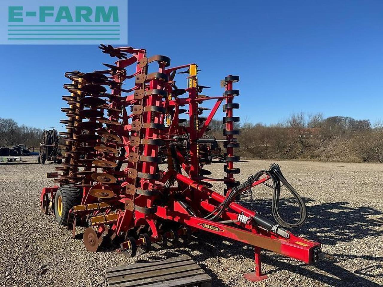 Väderstad carrier xl 825 - Дисковая борона: фото 2 Väderstad carrier xl 825 - Дисковая борона: фото 2