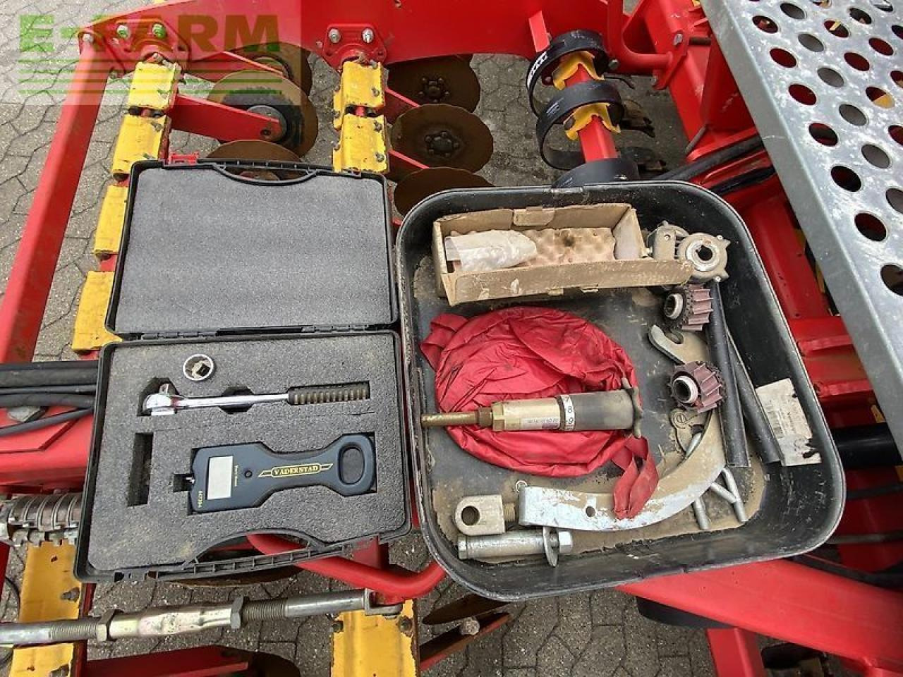 Väderstad rapid 400c - Сеялка: фото 5 Väderstad rapid 400c - Сеялка: фото 5