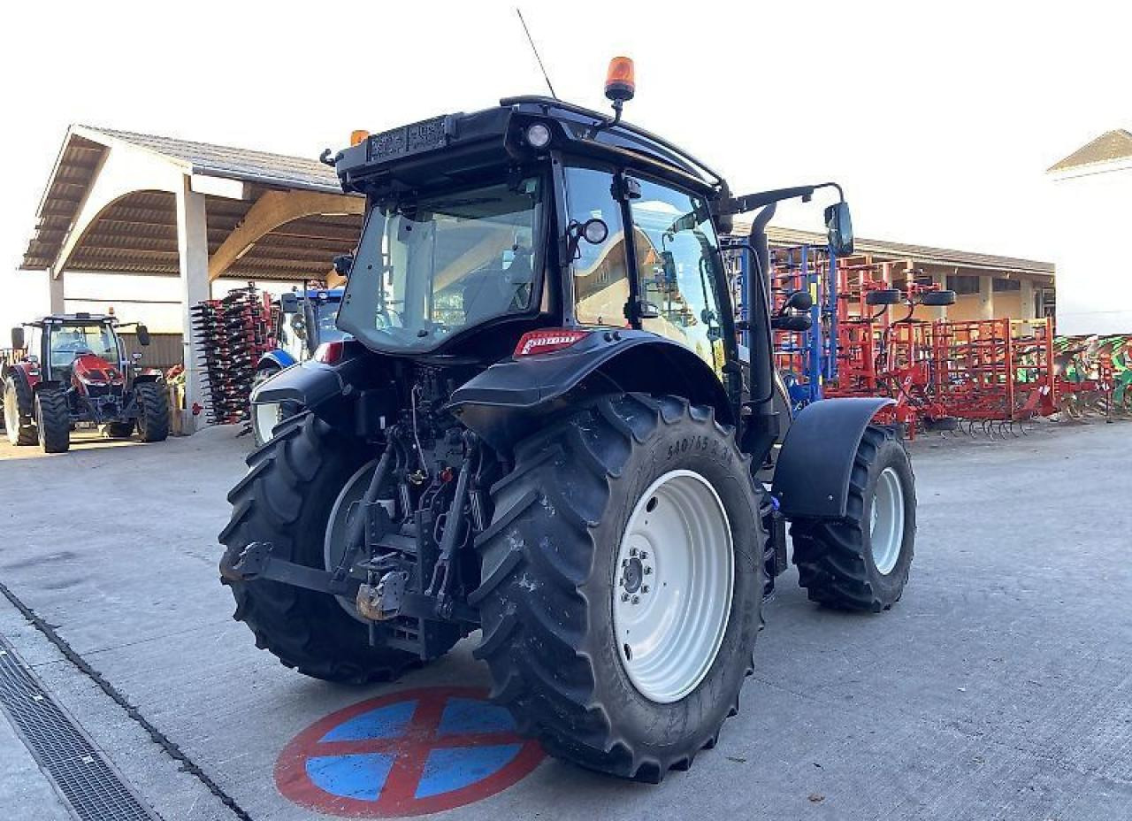 Valtra a 114 - Трактор: фото 5 Valtra a 114 - Трактор: фото 5