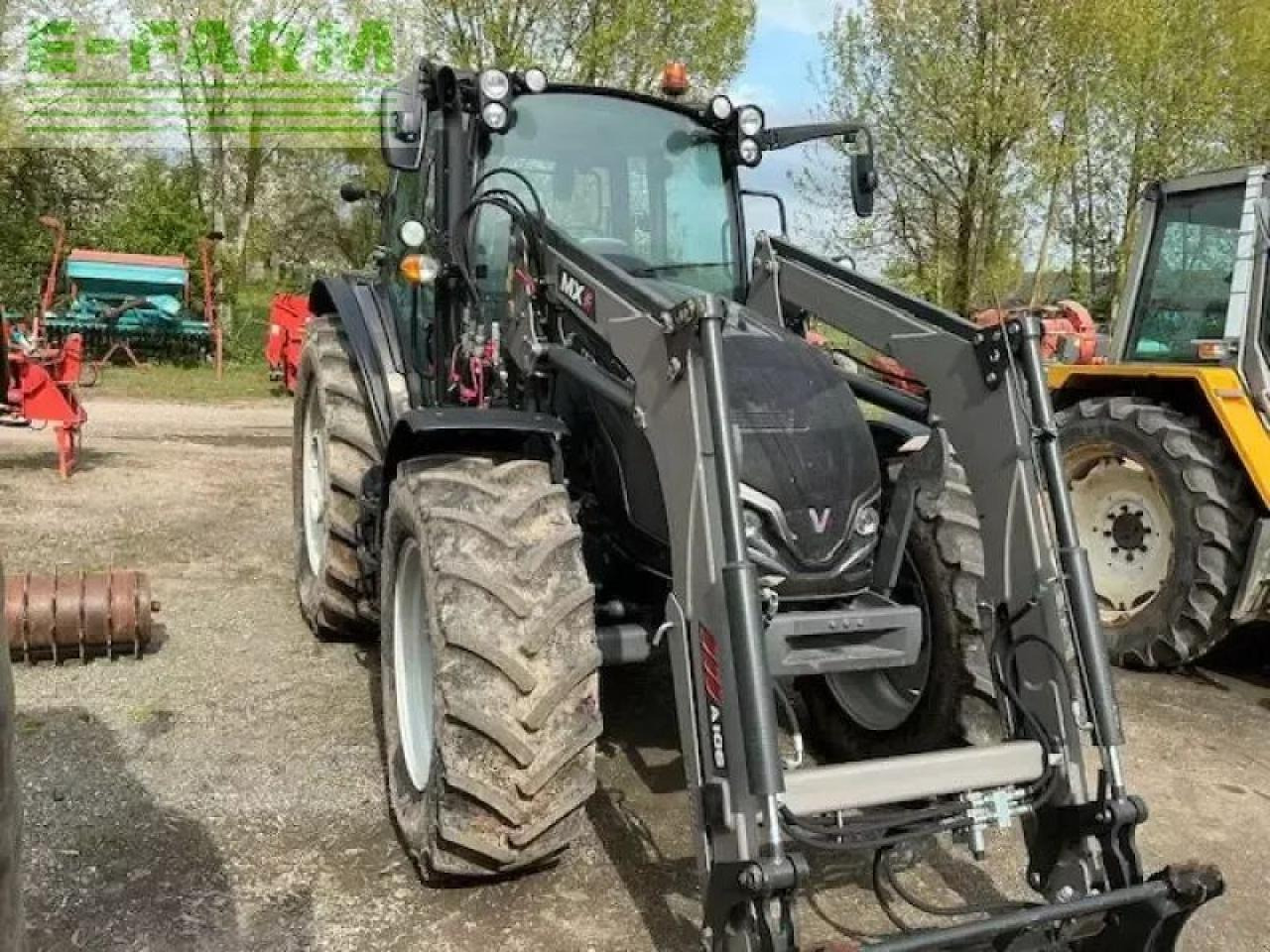 Valtra a105 - Трактор: фото 2 Valtra a105 - Трактор: фото 2