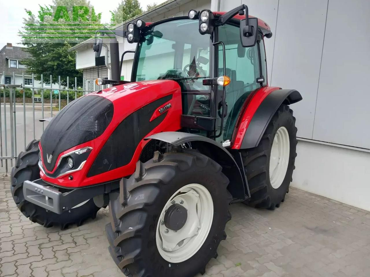 Valtra a75sh - Трактор: фото 4 Valtra a75sh - Трактор: фото 4