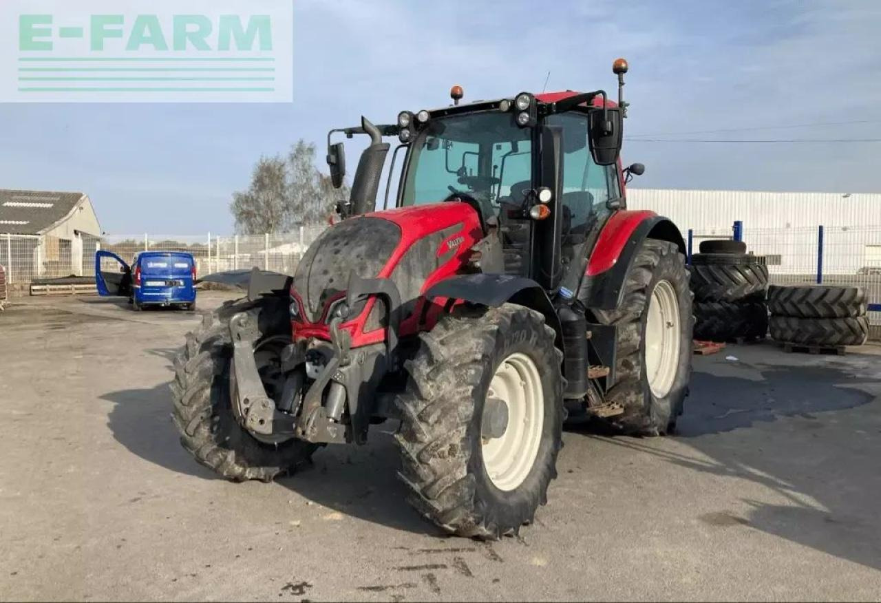Valtra n 114 - Трактор: фото 3 Valtra n 114 - Трактор: фото 3