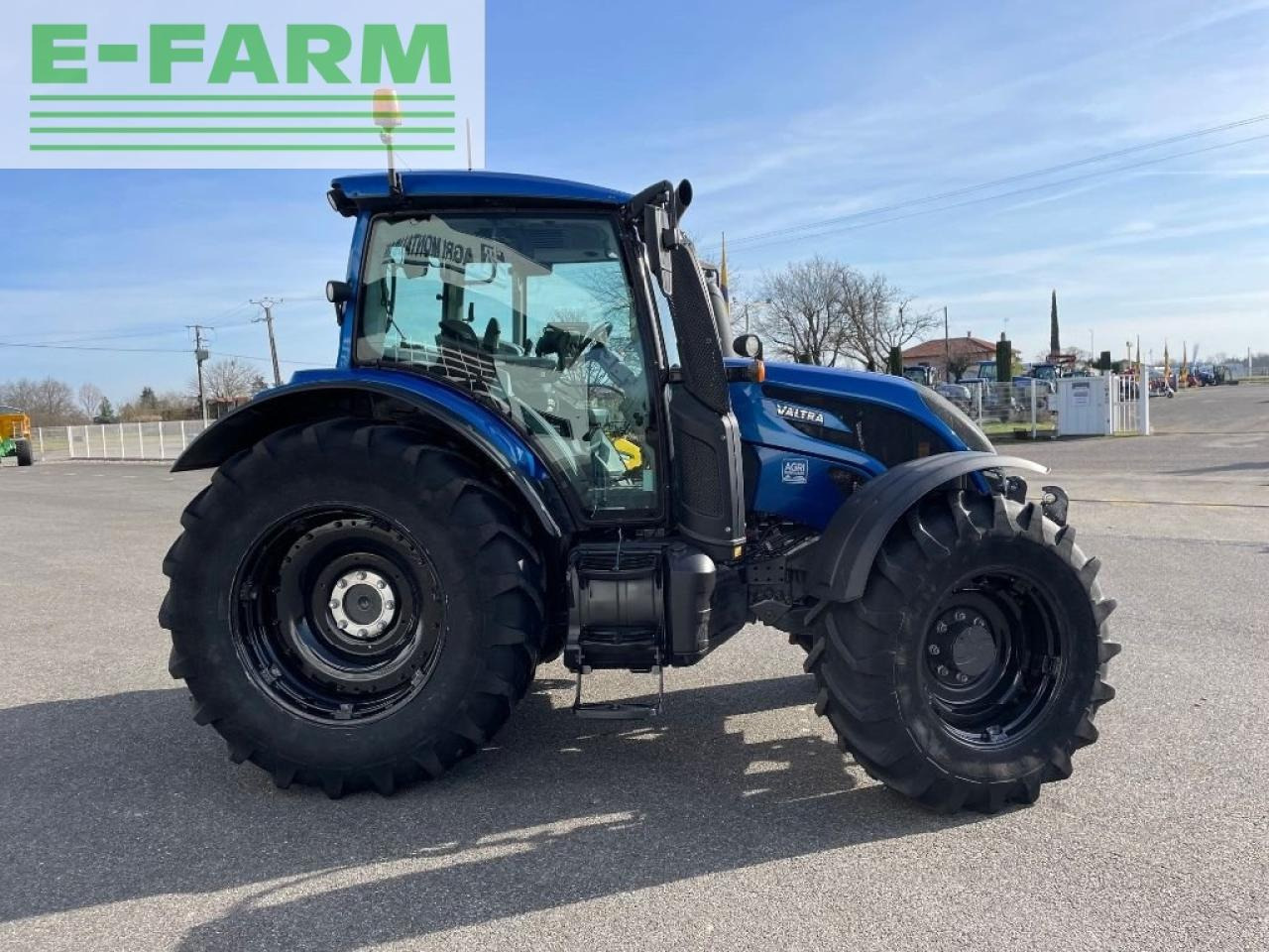 Valtra n 154 - Трактор: фото 5 Valtra n 154 - Трактор: фото 5