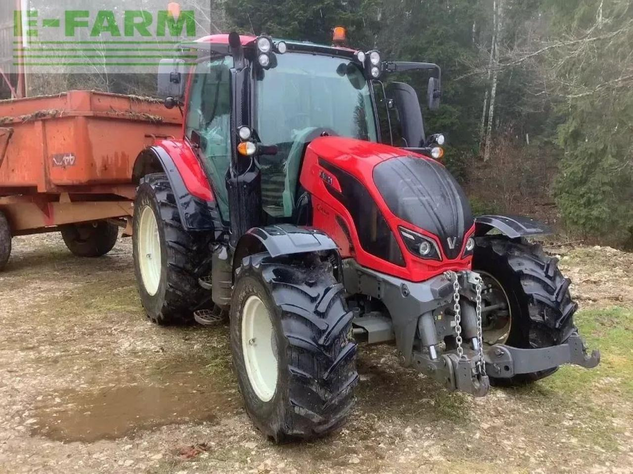 Valtra n104 - Трактор: фото 2 Valtra n104 - Трактор: фото 2