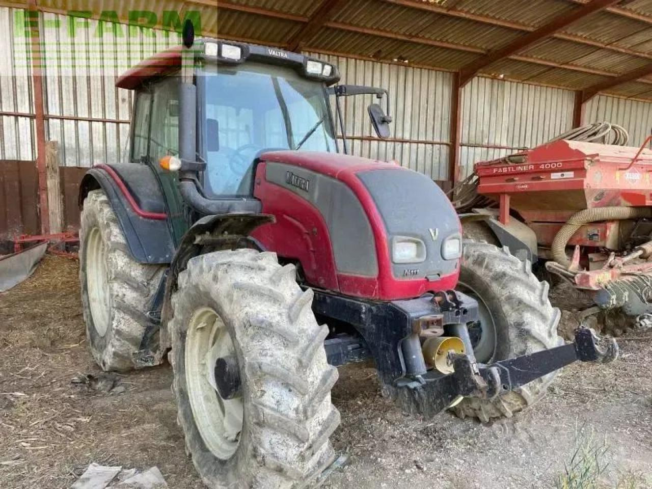 Valtra n111 - Трактор: фото 2 Valtra n111 - Трактор: фото 2