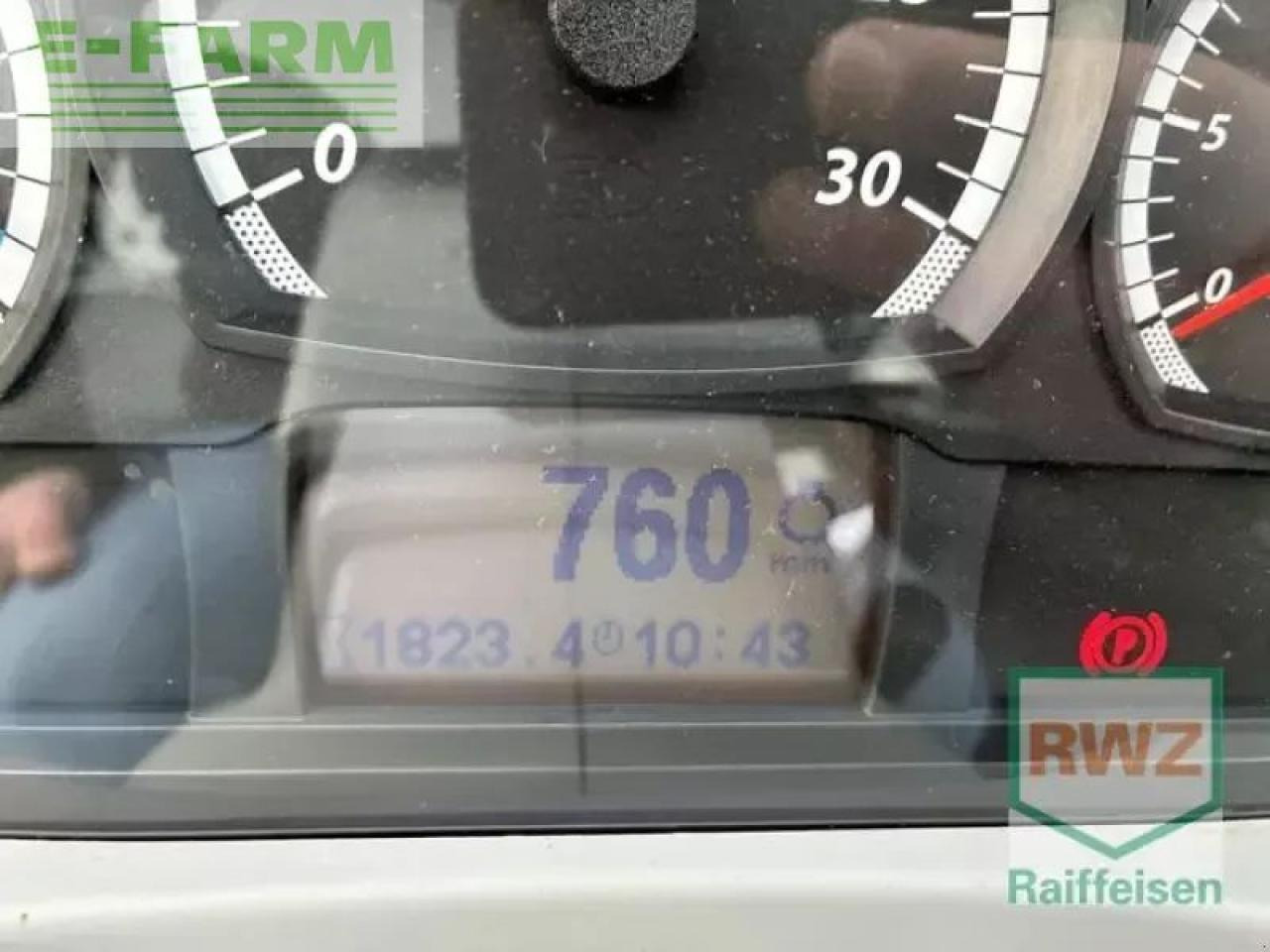 Трактор Valtra n134 a: фото 10