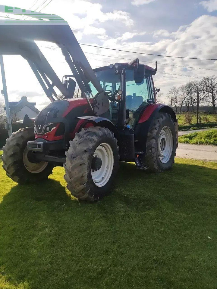 Valtra n135 h - Трактор: фото 1 Valtra n135 h - Трактор: фото 1