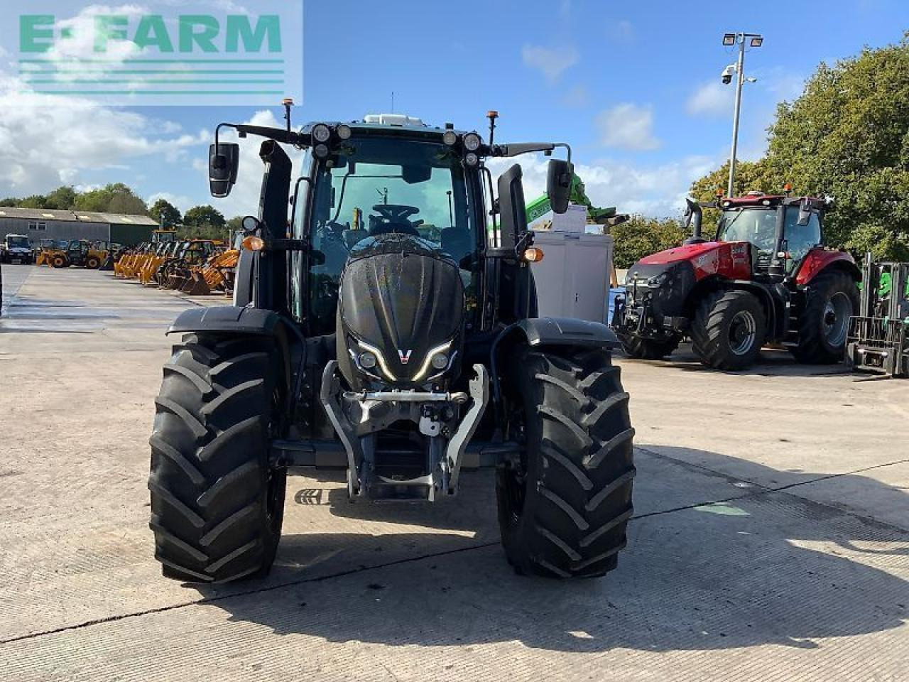Valtra n175 active tractor (st24335) Active - Трактор: фото 3 Valtra n175 active tractor (st24335) Active - Трактор: фото 3