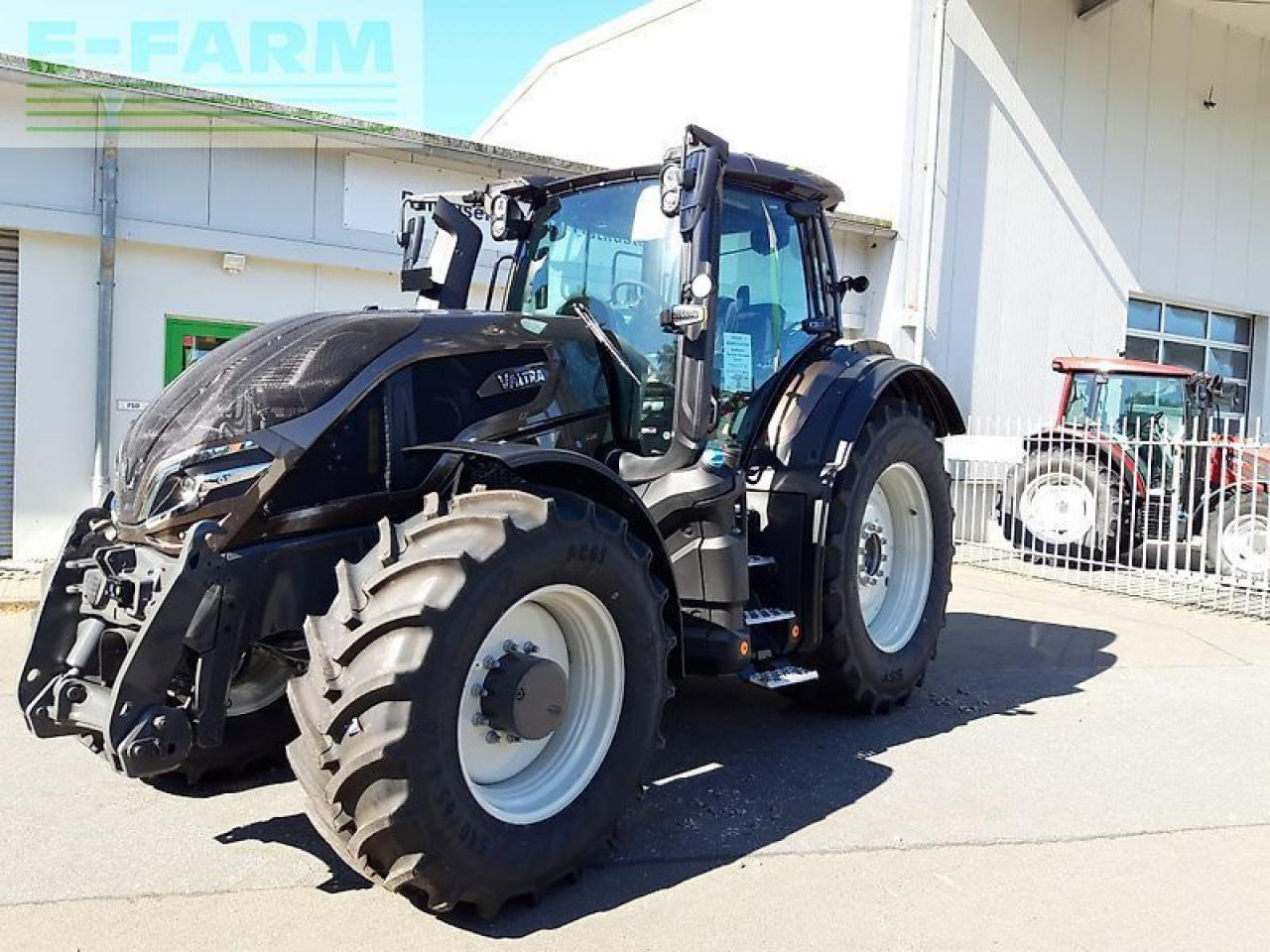 Valtra q265 - Трактор: фото 2 Valtra q265 - Трактор: фото 2