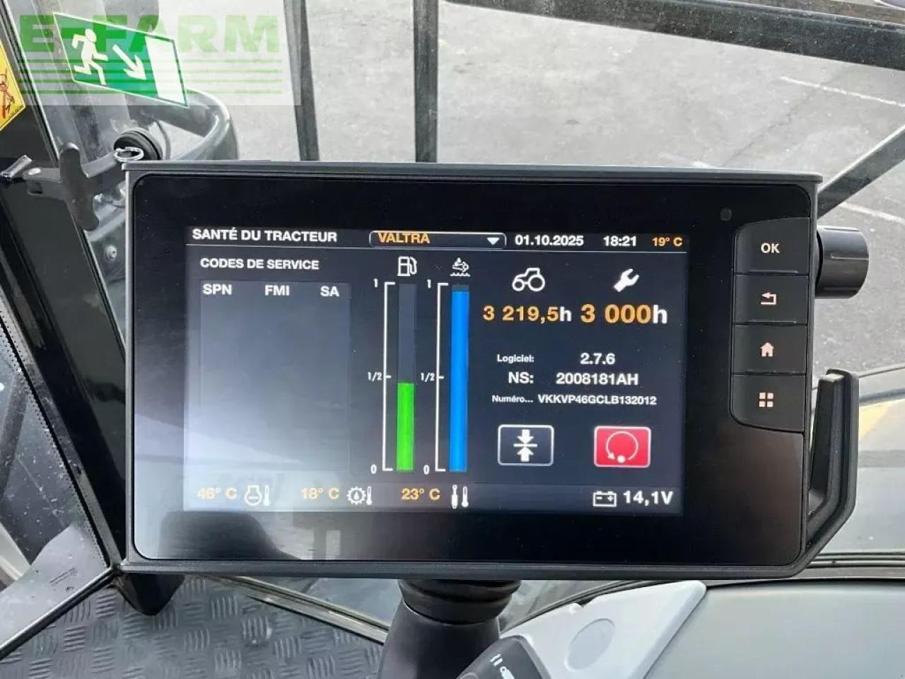 Valtra s324 - Трактор: фото 2 Valtra s324 - Трактор: фото 2