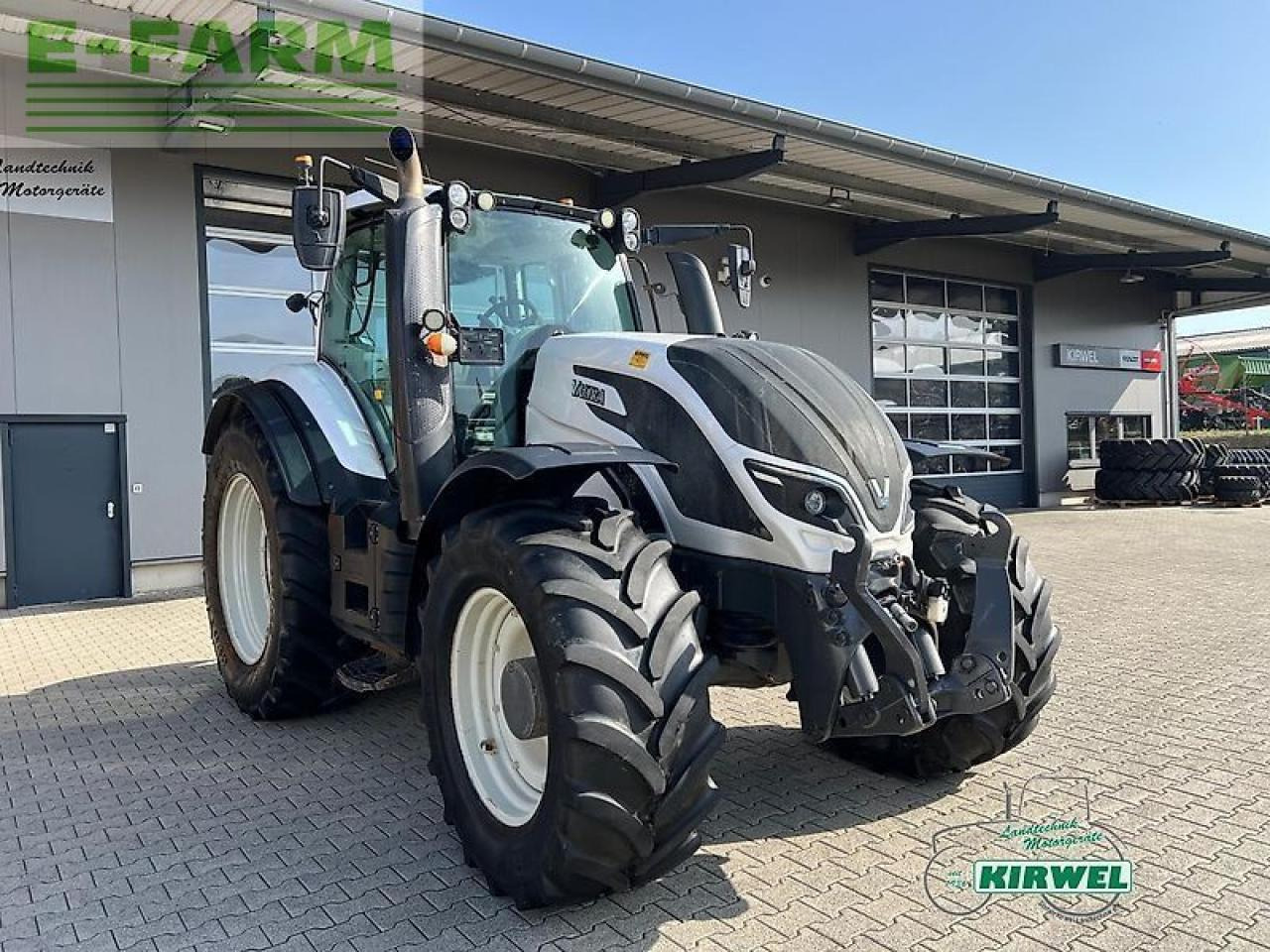 Valtra t 214 direct Direct - Трактор: фото 1 Valtra t 214 direct Direct - Трактор: фото 1
