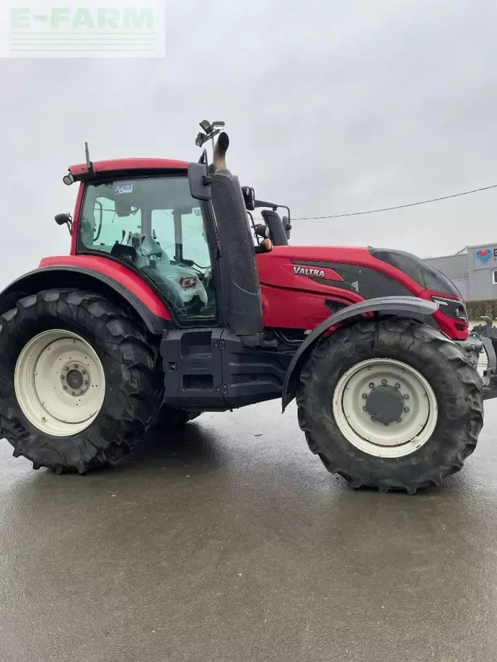 Valtra t154h - Трактор: фото 2 Valtra t154h - Трактор: фото 2