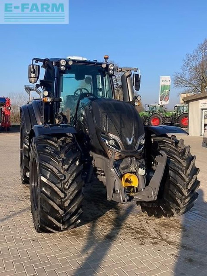 Valtra t215a - Трактор: фото 5 Valtra t215a - Трактор: фото 5