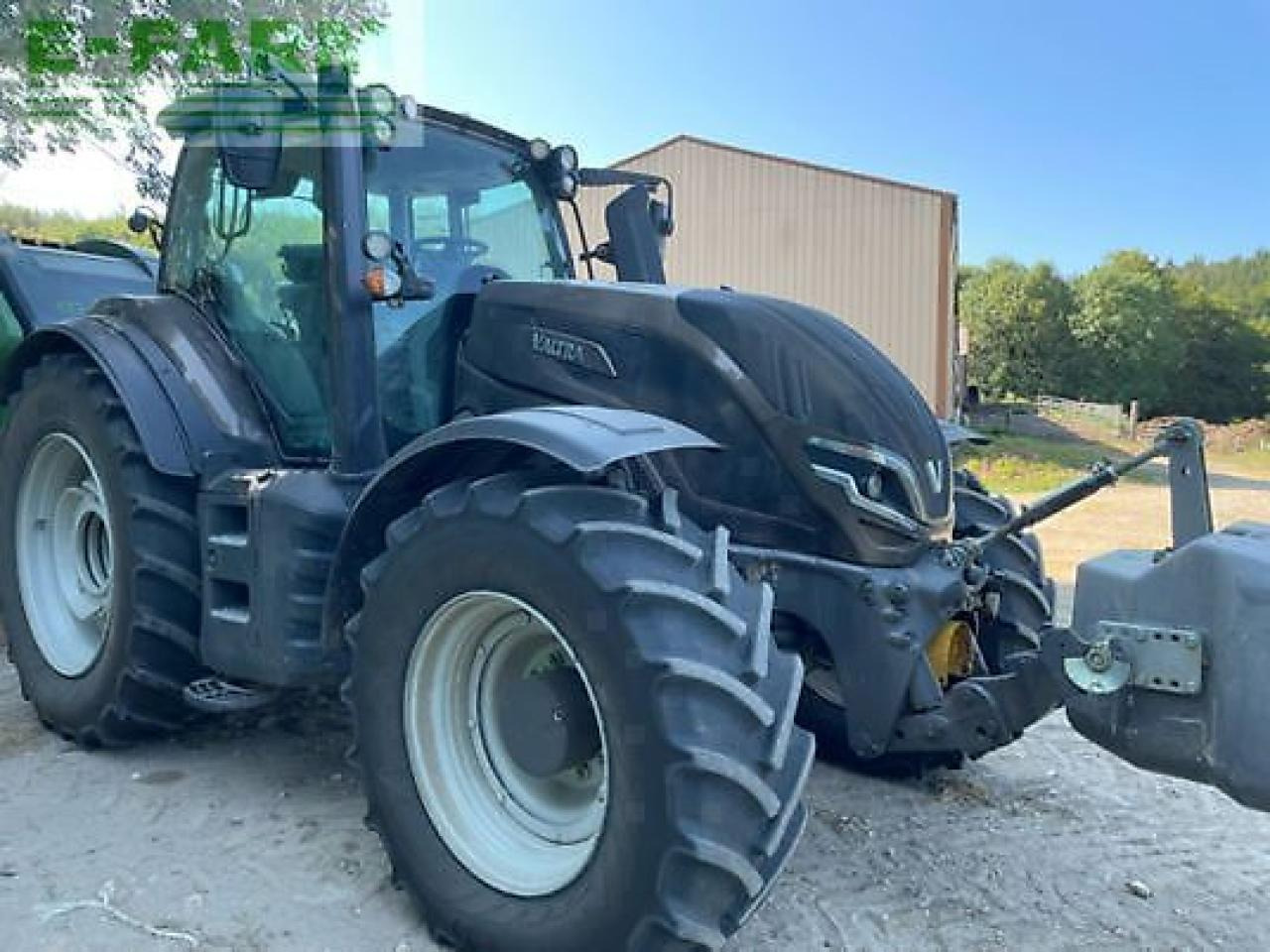 Valtra t235v - Трактор: фото 1 Valtra t235v - Трактор: фото 1