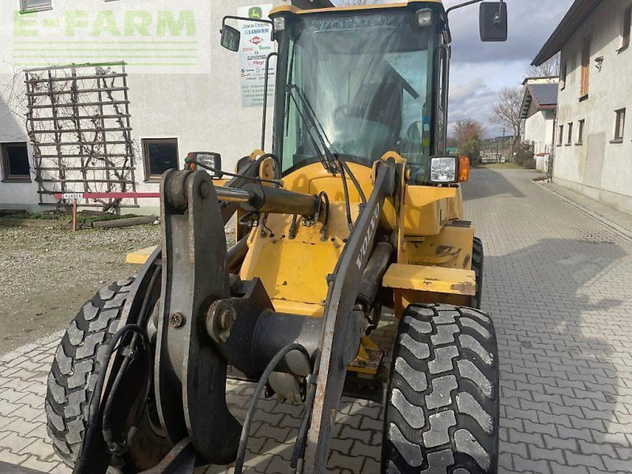 Мини-экскаватор Volvo l 30b pro: фото 16 Мини-экскаватор Volvo l 30b pro: фото 16